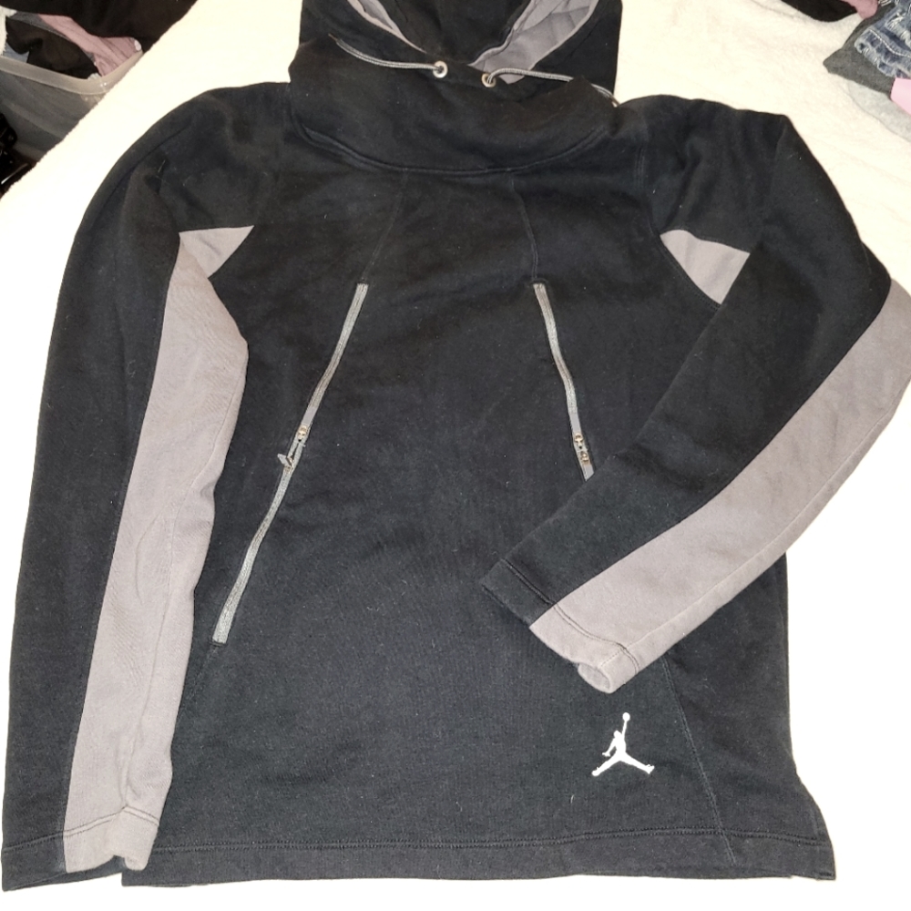 NIKE AIR JORDAN HOODIE
